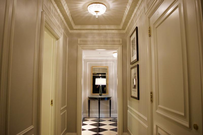 Fifth Avenue Suite Foyer