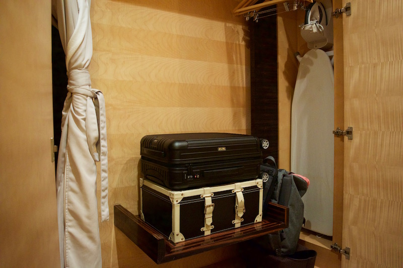 Main Closet Interior 