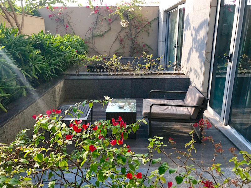 Outdoor Terrace 