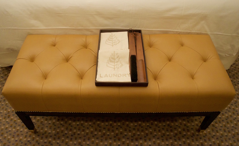 Bedroom Bench With Laundry Services 
