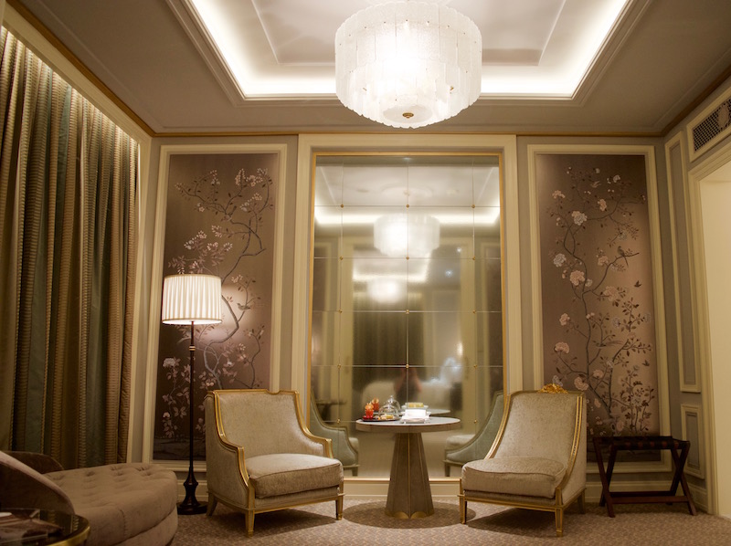 Premiere Suite Living Room