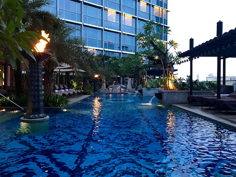 5th Floor Outdoor Pool
