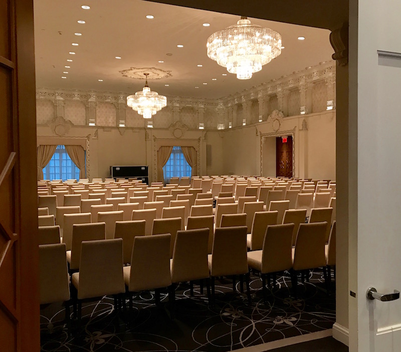 Beautiful Function Space 
