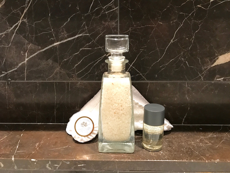 Luxurious Bathroom Amenities 