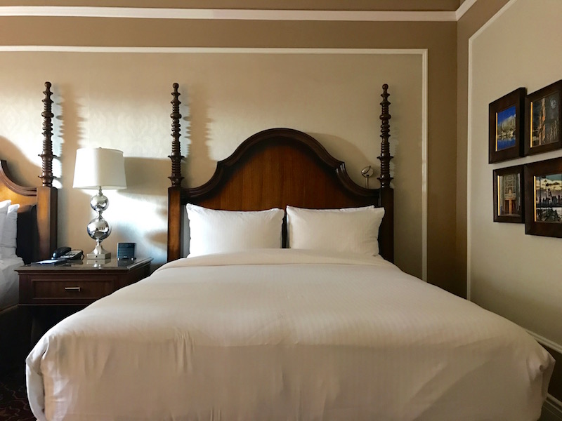 Very Comfortable, High Quality Linens And Pillows 