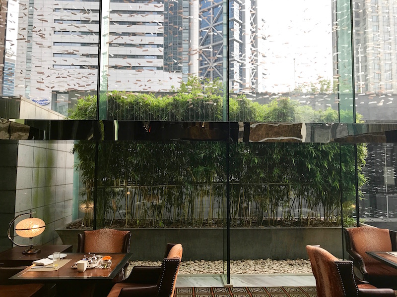 Camelia Breakfast Seating