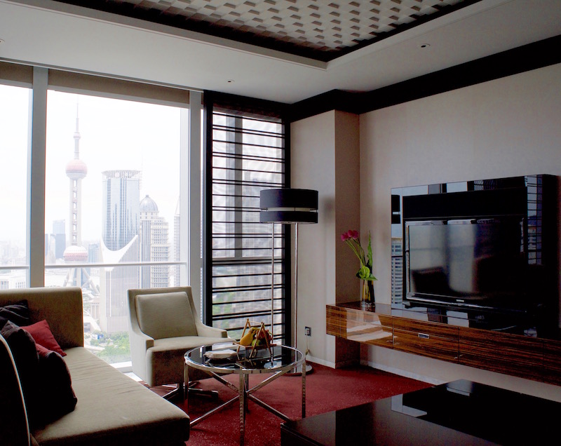 Pearl View Junior Suite Living Room