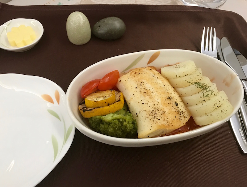EVA Air Business Class Lunch - Pan Friend Snapper