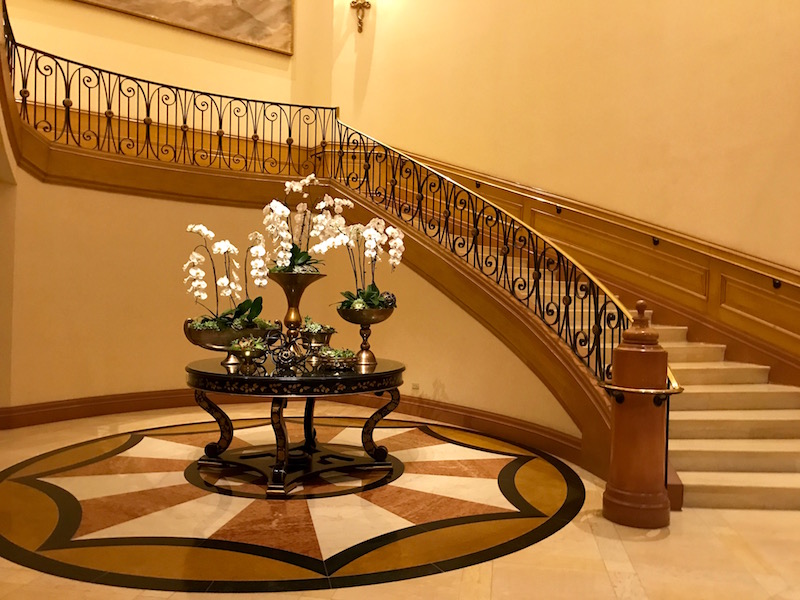 Four Seasons Hotel Las Vegas Lobby