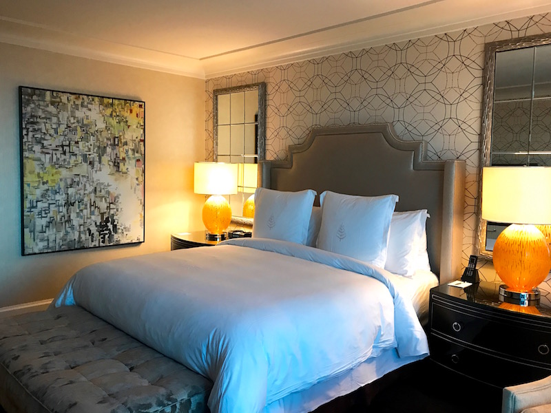 Four Seasons Hotel Las Vegas Strip View Room King Bed