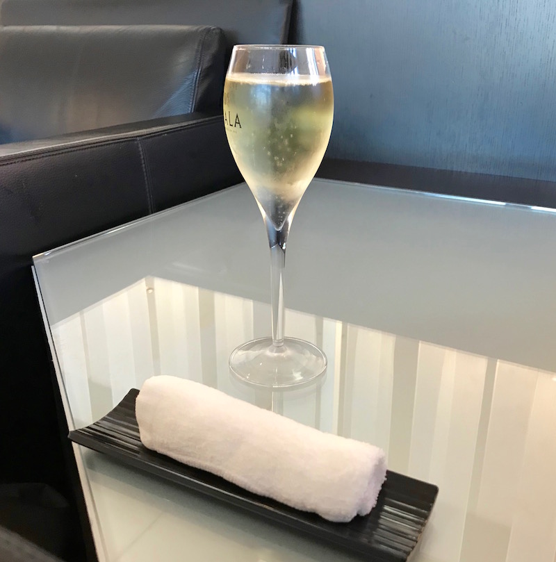 Welcome Towel And Champagne