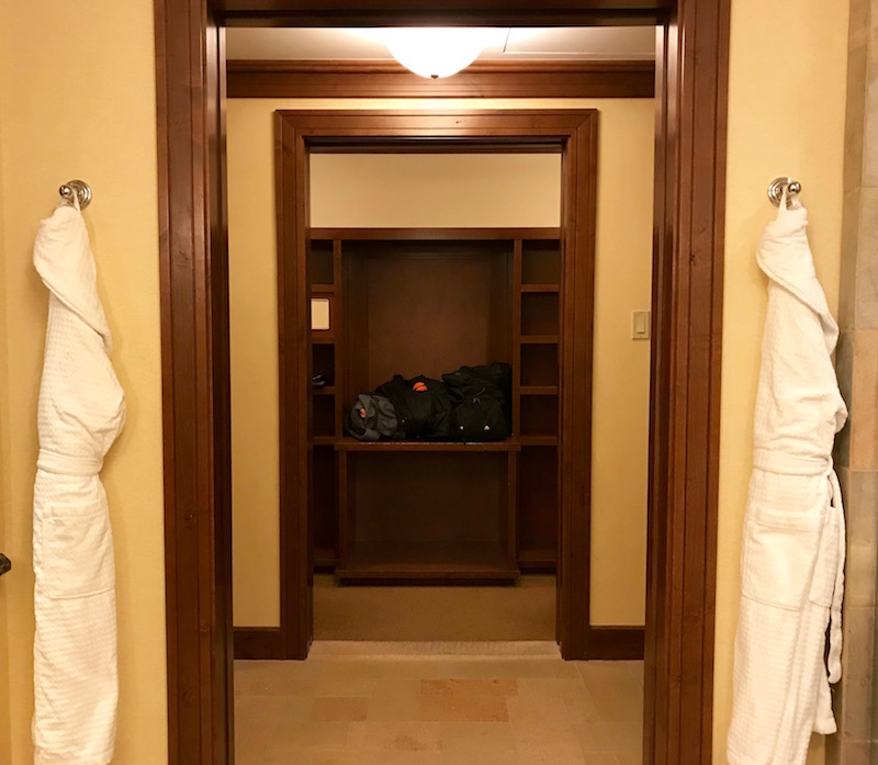 Four Seasons Resort Whistler Premier Room Closet