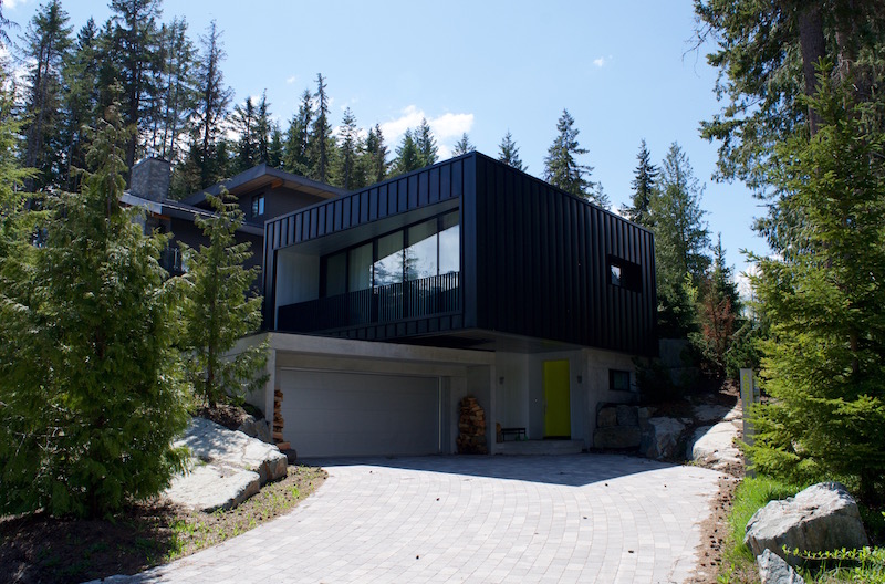 Gorgeous Homes Surround The Golf Course